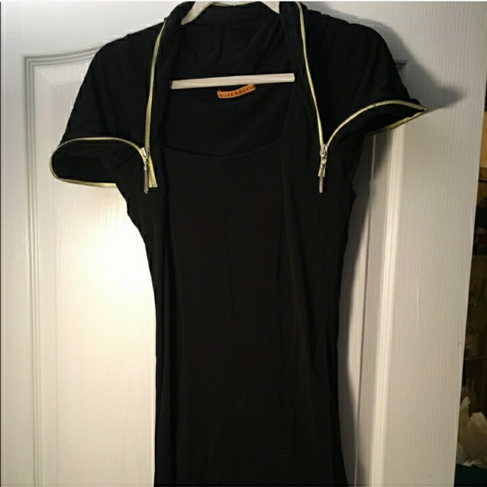 Alice + olivia cape dress